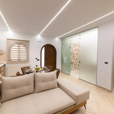 Domus Inn Luxury Apartments Parga Exteriér fotografie